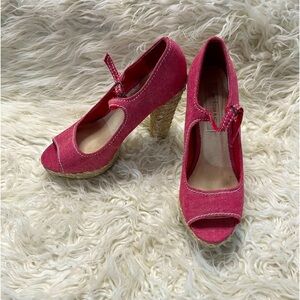 American Rag Women’s Red Peep Toe Platform Shoes. Size 8